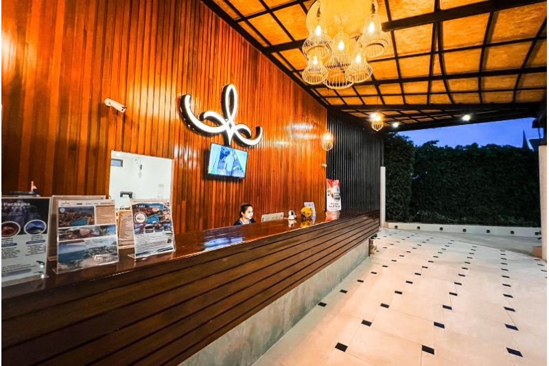 AURA SAMUI BEST BEACH HOTEL