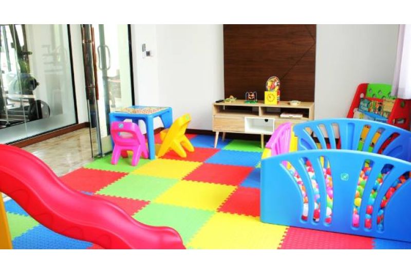 WEEKENDER RESORT & SPA