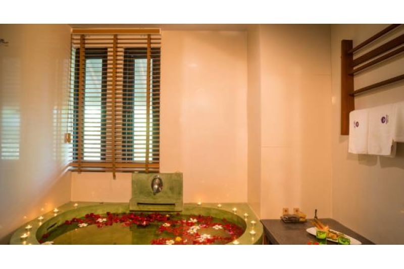 WEEKENDER RESORT & SPA