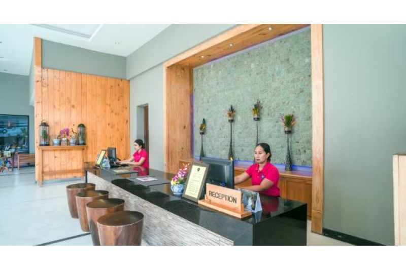 WEEKENDER RESORT & SPA