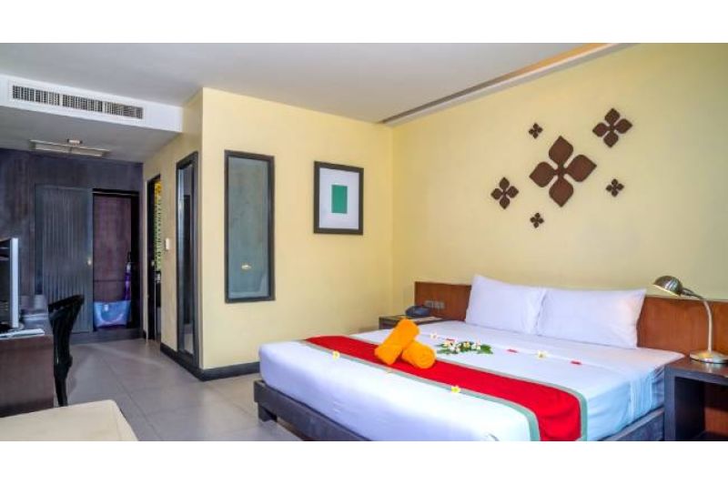 WEEKENDER RESORT & SPA