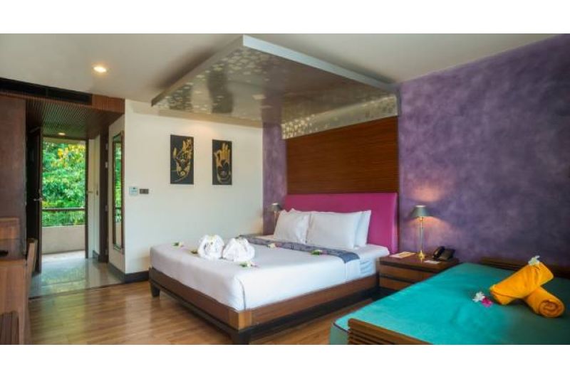 WEEKENDER RESORT & SPA