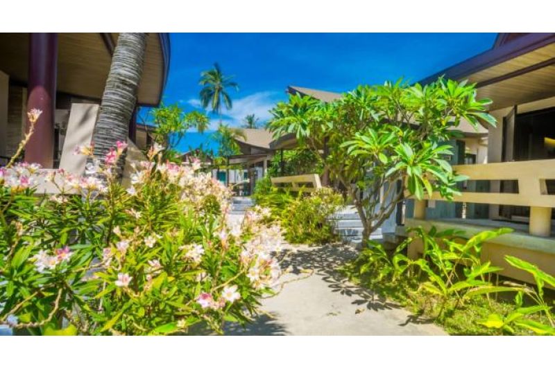 WEEKENDER RESORT & SPA