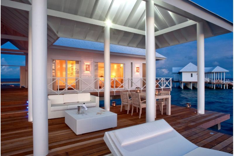 DIAMONDS THUDUFUSHI MALDIVES