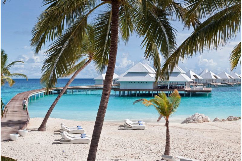 DIAMONDS THUDUFUSHI MALDIVES